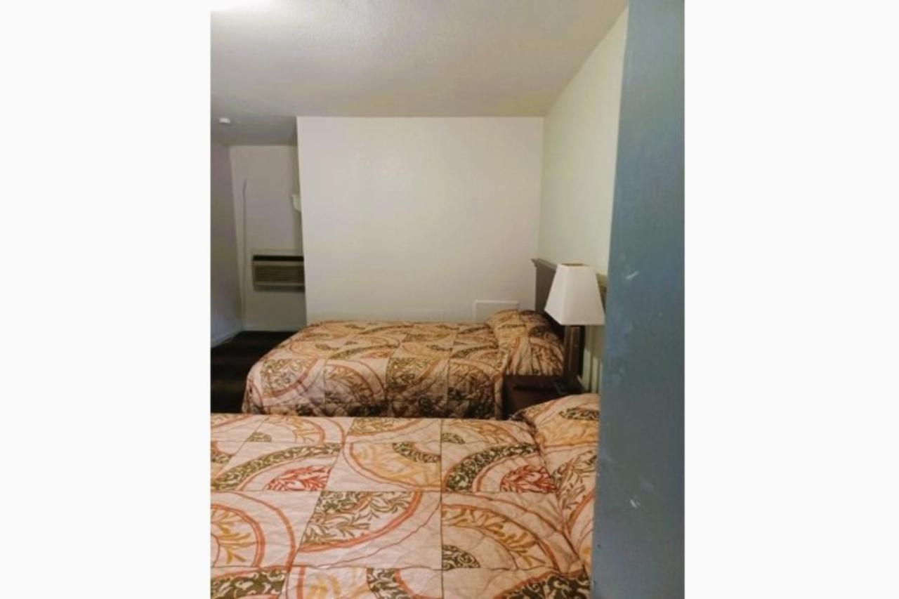 Patriot Inn Motel Beaver Wv, By Oyo Exterior photo